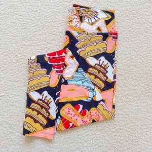 NWOT - birthday cake LuLaRoe leggings - OS
